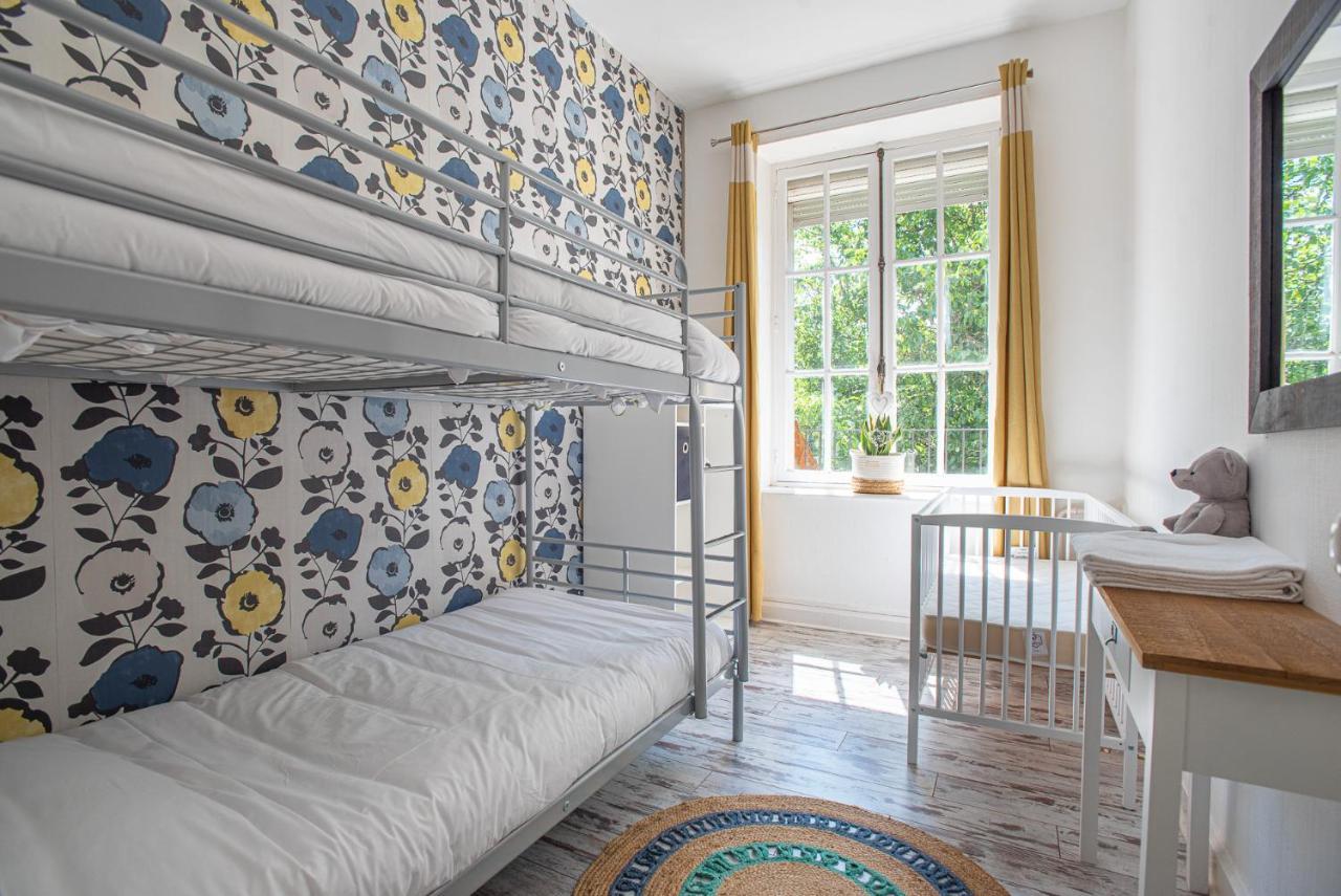 Les Suites De La Domaine Chateau De Fretoy Morlet Bagian luar foto